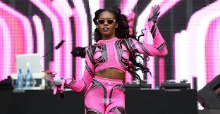 The harlem rapper dropped two versions of her. Azealia Banks Makes A Debut One Direction Issues A Fourth The New York Times