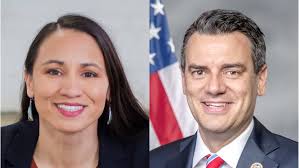 Women entrepreneurs talk financial, business resources with Davids at  roundtable