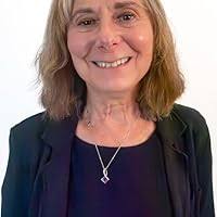 Villainy in Vienna: A Fiona Figg Mystery by Kelly Oliver