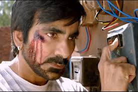 पुलिस स्टेशन में ही पुलिस को धमकी दे रहा था MLA का बेटा फिर रवि तेजा ने  कैसे लगाया ठिकाने