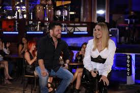 See the complete profile on linkedin and discover solange's connections and jobs at similar companies. Solange Almeida Faz Dueto Com Bruno Em Musica Do Novo Dvd