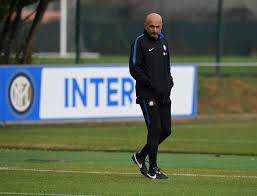 C'è ancora incertezza per il futuro allenatore del napoli. Calciomercato Napoli Spalletti E In Pole Ecco Il Primo Acquisto