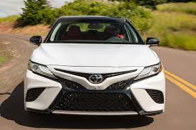 2017 Vs 2018 Toyota Camry Whats The Difference Autotrader