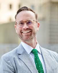 Dustin Bullard's Instagram, Twitter & Facebook