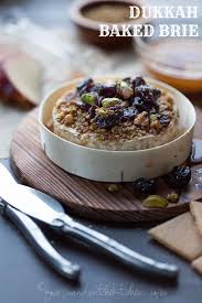 Dukkah Crusted Baked Brie Rezept Lecker Kuche Torten