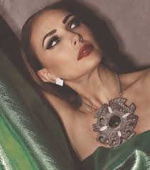 Ernesto Acosta, esculturas para la piel