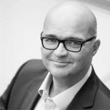 Thomas Schuetz's Instagram, Twitter & Facebook