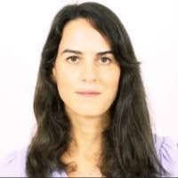 Caroline Roos's Instagram, Twitter & Facebook