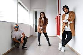 Berikut chord kunci gitar terbang kotak: Lirik Dan Chord Lagu Bayang Abadi Dari Kotak