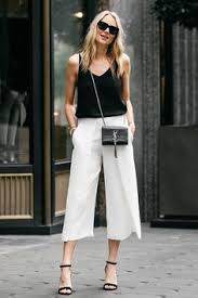 Love the black and white combo and statement necklace. 330 Black White Fashion Ideas Fashion White Fashion Black White Fashion