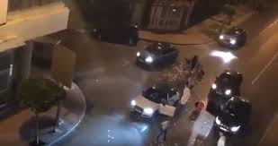 Malinese vrouw in marokko bevallen van negen baby's. Inwoners Tanger Verrast Door Grote Hoeveelheid Briefgeld Op Straat Video Arif News