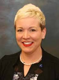 Beverly Mackie's Instagram, Twitter & Facebook