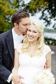Kontakta isabella löwengrip, 30 år, lidingö. Isabella Lowengrip Brollop Kyrka Makeupartist