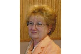 Salli Howe Obituary (2015)