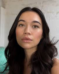 Soft, radiant, and effortlessly glam ✨ @teagan.cain for @getplenty