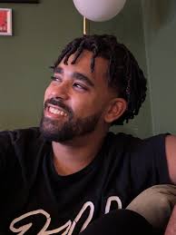 Hi!** I'm currently living in **Bushwick, Brooklyn**, and looking for a  **1-3 month room or apartment swap in Los Angeles, CA** (preferably near  Venice Beach/Santa Monica) starting **late February to early March**. **