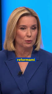 Někteří politici zvládnou mluvit i 11 hodin v kuse a stejně nezazní kloudný  návrh nebo řešení. 💁‍♀️ Chápu, že pak pro ně není lehké vést diskuzi,  protože vám téměř pokaždé skočí do řeči. Populismus a ...