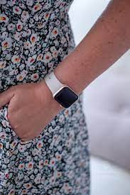 Apple watch, der stylische und praktische begleiter für ihren alltag. Die Apple Watch Und Airpods Pro Meine Erfahrungen Als Frau