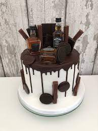 If your child is into this series, then the 3d cake toppers of flash mcqueen and mater can bring an instant smile on their faces. Birthday Cake For A Man Novocom Top