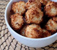 Rochers Aux Amandes Et Coco Keto Pesto Lullaby Recette Rochers Coco Gateau Noix De Coco Coco