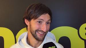 Am Samstag treffen sich die ehemaligen SCL Tigers-Spieler Adrian Gerber,  Martin Stettler und Sandro und Claudio Moggi zu einem Abschiedsspiel in der  Ilfishalle., neo1 hat die vier unter anderem ...