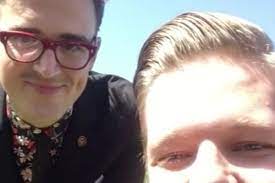 Tom fletcher cmg is the principal of hertford college, oxford university. Boyfriend Asks Mcfly Singer Tom Fletcher To Film A Video Message For His Girlfriend But Ends Up Dislocating His Knee Instead Mirror Online