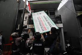Anggota fpi di bareskrim polri, kamis (5/12/2018). Qrx9tz8lr8xmem