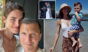 Hilary Rhoda Sean Avery divorce: Model asking for physical custody of  two-year-old son