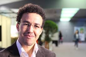 Chère bernadette je me permets de vous appeler par votre prénom car pendant tant d'années vous avez bercé mes/nos matinales. Entretien Du Journaliste Marocain Hicham Mansouri Sur France Inter Maison Des Journalistes