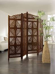 Http Www Minimalisti Com Wp Content Uploads 2016 01 Beautiful Carved Wood Screen Folding Screens Folding Screen Room Divider Wood Screens Living Room Divider