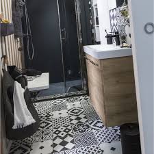 Epingle Par Enora Le Goff Sur Home Deco Idee Deco Salle De Bain Salle De Bain Noir Et Blanc Inspiration Salle De Bain