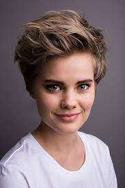 Julian cullen is an australian actor who is known for danger close (2019), strays (2019) and eye for an eye (2020). Elizabeth Cullen The Bureau Of Magical Things Wiki Fandom