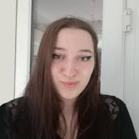 Danielle Gore's Instagram, Twitter & Facebook