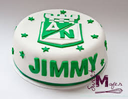 #jovenempresaria #jovenemprendedora #guaviare #fresasdecoradas #fresasconchocolate #. Torta Atletico Nacional