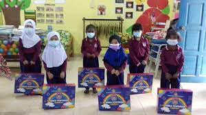 Pembekal baju sukan & seluar trek sekolah. Baju Tadika Perpaduan