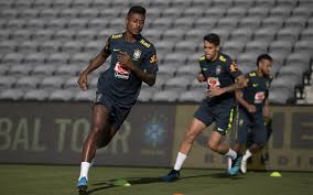 Músicas nacionais e internacionais para você ouvir, ler e se divertir. Bruno Henrique Faz Textao Em Redes Sociais Apos Encerrar Periodo Na Selecao Brasileira Flamengo Coluna Do Fla