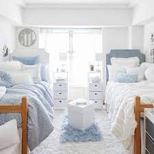 Pin It Grey Eyes 8 Electric Blue Since Grey Is A Cool Tone The Best Match For It Is Another Cool Toned Dream Dorm Room White Dorm Room Dorm Room Inspiration