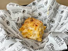 Paula deen enjoyed her birthday party foods so much. Comfort Food Is On The Menu At Paula Deen S Family Kitchen My Home And Travels