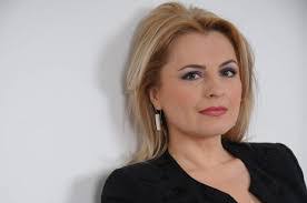 Eva Borsos's Instagram, Twitter & Facebook