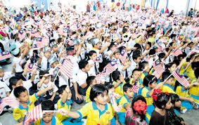 Samfoo dipakai oleh lelaki berketurunan cina. Perpaduan Kaum Di Malaysia For Dinamika Nur Lisa Abdullah Flickr