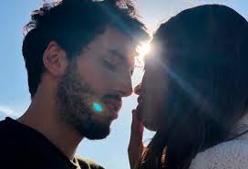 Tini y yatra cortaron hace un año. Sebastian Yatra Y Tini Son Novios Lo Confirman Con Estas Fotos La Fm