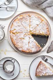 Mandelkuchen Mit Ricotta Und Zitrone Ohne Mehl Rezept Elle Republic Recipe Almond Cakes Almond Recipes Almond Cake Recipe