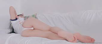 Aimier Lusty Asian Showing Off Tight Booty While Doing Yoga Onlyfans Video