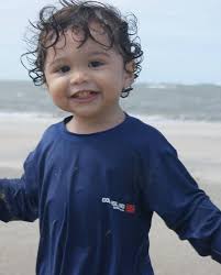 O Hoje é o dia que ganhei meu parceiro da VIDA! Obrigado por ser meu  companheiro! Parabéns @enzorochajj ! Você torna nossa vida cheia de  alegria! Menino bonito de ALMA e CORAÇÃO!