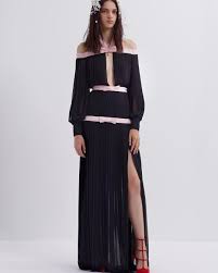 Alothman Fashion On Instagram New Selection Of Gowns By Alessandrarich Are Now In Store تفتيحة جديدة من فساتين السهرة من تصميم أليساندرا ريش وصلت بوتيك