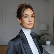 Helena Prestes: “Mio padre ha avuto un incidente e non riusciamo a trovarlo” ❤️‍🩹 La modella brasiliana ha lanciato un appello urgente ai suoi follower dopo aver scoperto che da diverse ore