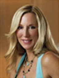 Lisa Donofrio's Instagram, Twitter & Facebook