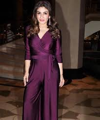 Raveena Tandon Gets A Special Surprise On Nach Baliye 9 Sets On Her 45th Birthday Masala Com nach baliye 9 sets on her 45th birthday