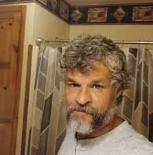 Henry came over to my trailer startin' trouble again. Rhonda, (if ur  phone's still on) if I get arrested, call my bail bondsman hon🚬 love ya  girl🤞 #trailerpark #neighbors