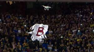 Información, novedades y última hora sobre fantasmas. Un Drone Con El Fantasma De La B Sobrevolo La Bombonera La Gaceta Tucuman